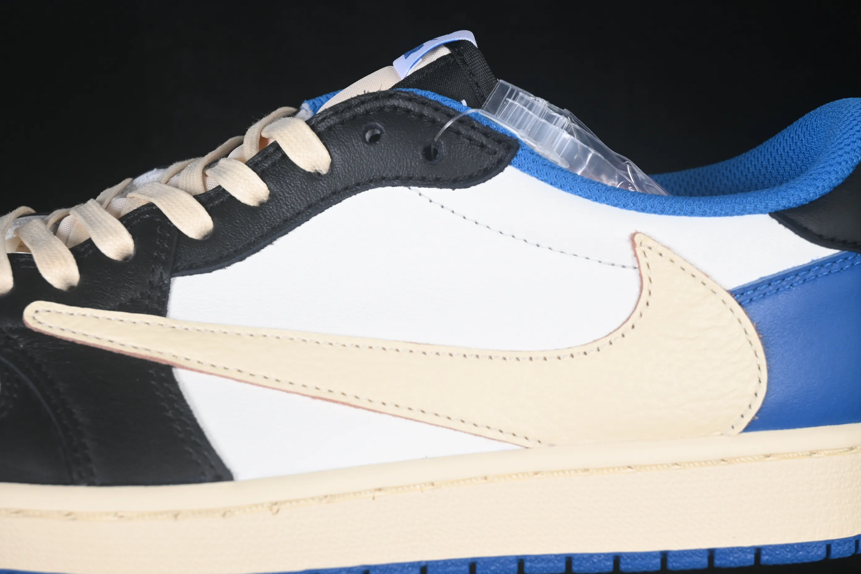 All categories Air Jordan Jordan series basketball shoes Air Jordan 1 Low GX foreign trade version Travis Scott x Air Jordan 1 Low OG AJ1 Joe 1 undercut low top full head layer DM7866-140